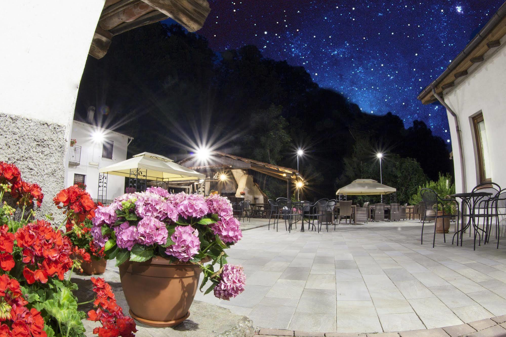Agriturismo Cascina Del Vai Кайро Монтеноте Екстериор снимка